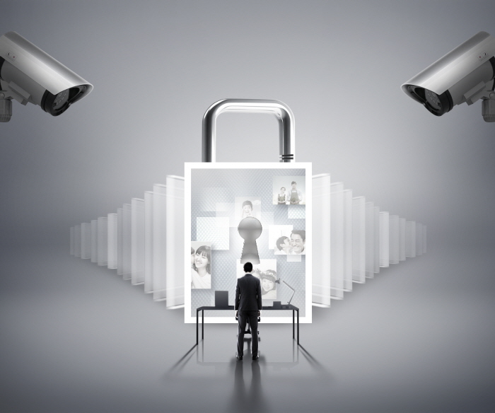 전국 대부분의 CCTV 영상들이 법적 효력을 인정받기 어려운 상태로 관리되고 있어 대책 마련이 시급한 것으로 나타났다.