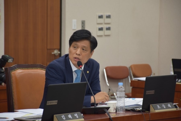 조승래 더불어민주당 의원은 인터넷 주소 정책 결정에 다양한 이해당사자의 참여를 보장하는 ‘인터넷주소자원에 관한 법률 개정안’을 대표발의했다. [사진=조승래 의원실]