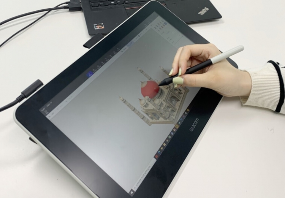 액정타블렛 ‘와콤 원'. [사진=와콤]