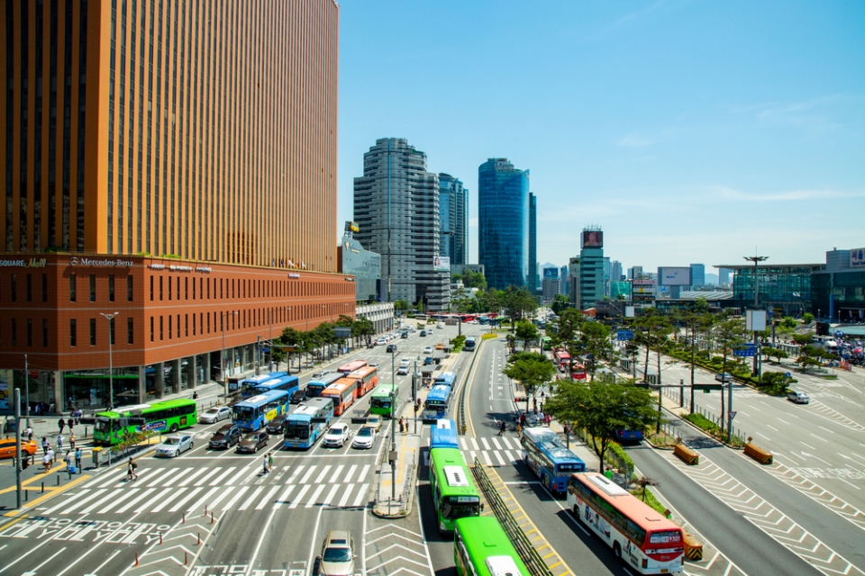 제3차 환승센터 및 복합환승센터 구축 기본계획이 최종 확정했다. 서울역 앞 환승센터 전경.