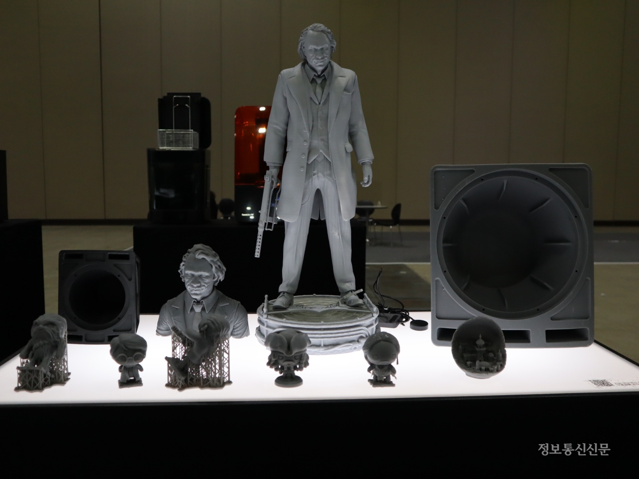 엘코퍼레이션은 제8회 인사이드 3D프린팅 컨퍼런스 & 엑스포에 폼랩사의 3D 프린팅 관련 제품을 대거 출품했다. [사진=엘코퍼레이션]