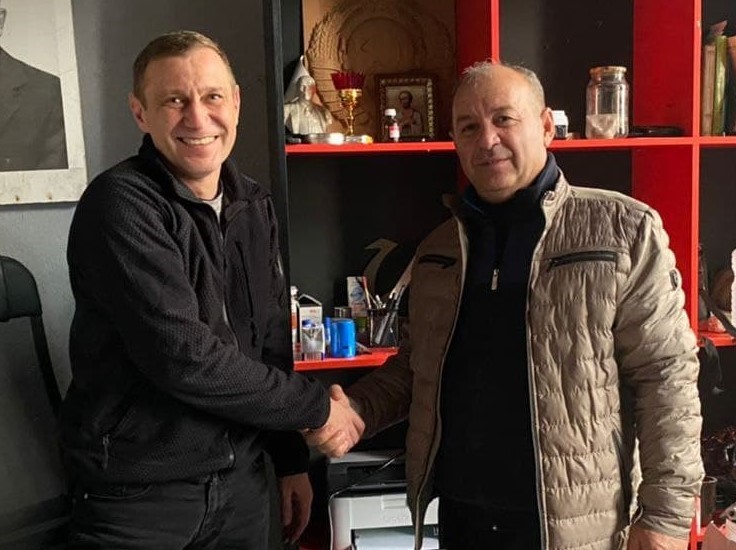 첼라빈스크 전력공급업체 알렉세이 대표와 탈라스디에이 러시아 지사장 누루진(오른쪽 [사진=탈라스디에이]