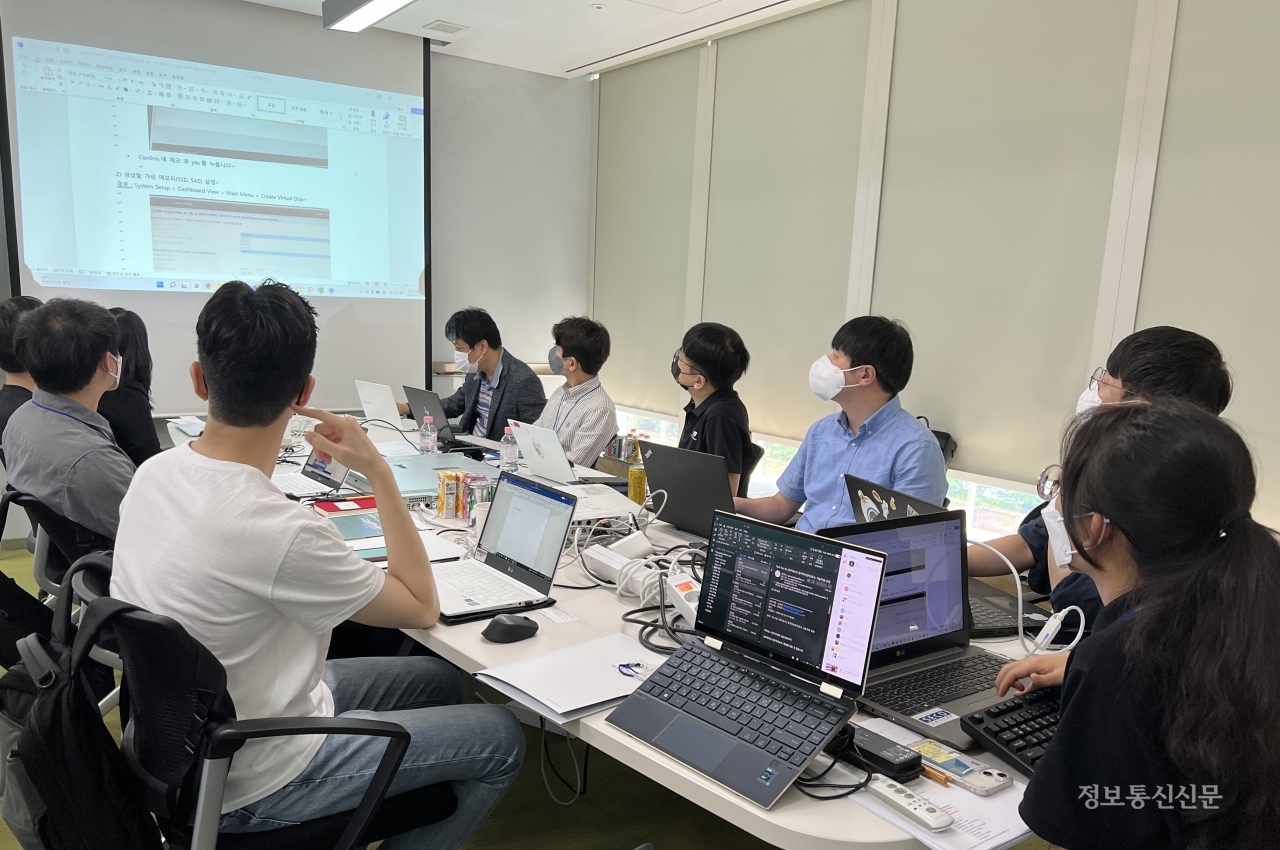 시큐레터가 파트너사 엔지니어를 대상으로 제품 기술교육을 진행했다. [사진=시큐레터]