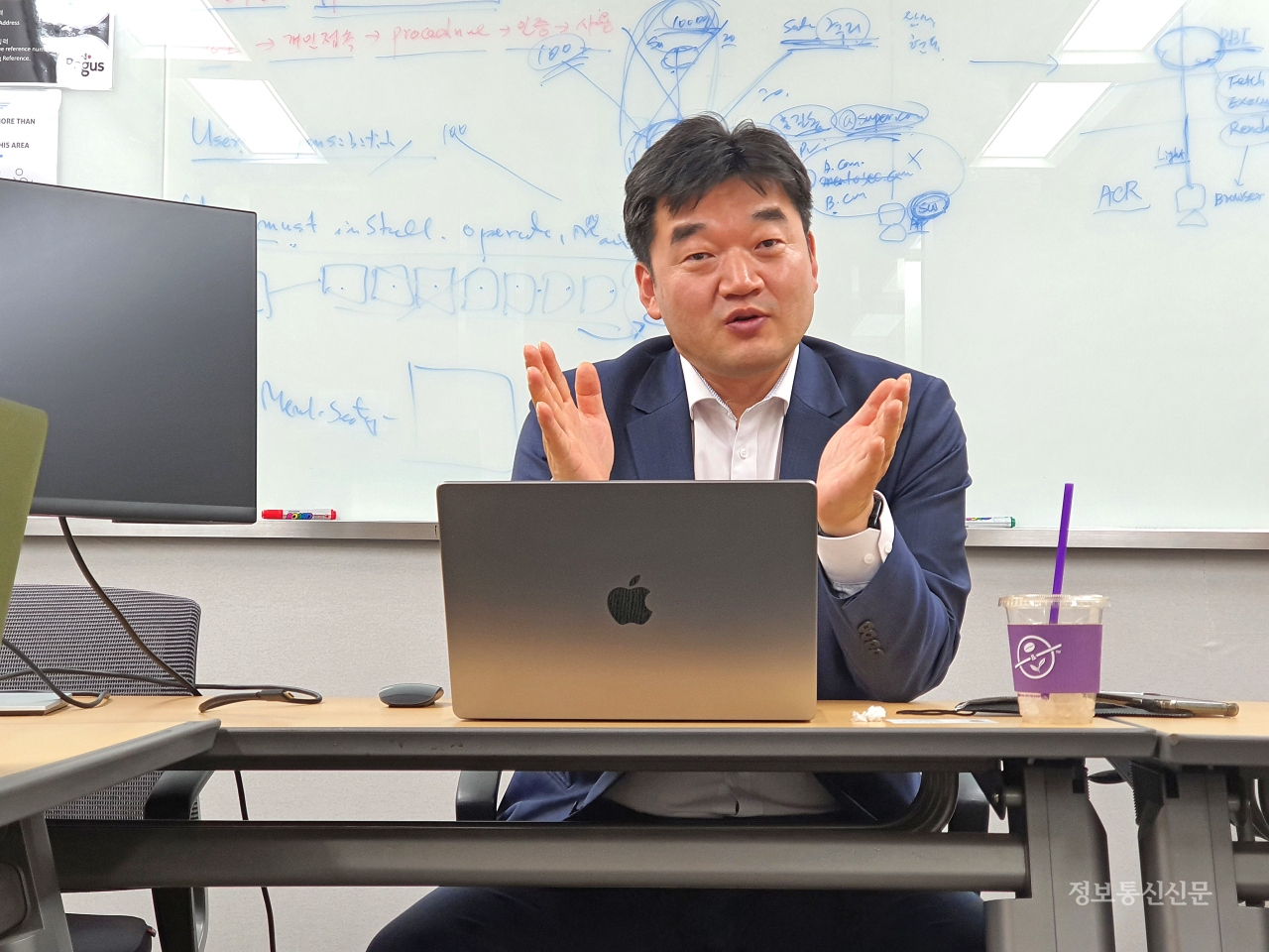 김성래 멘로시큐리티 한국지사장.