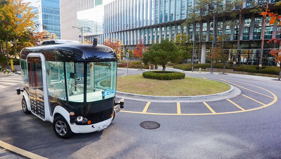 제로셔틀은 경기도내 교통문제 해결을 위해 제작된 공공 자율주행차이다. [사진=경기도자율주행센터]