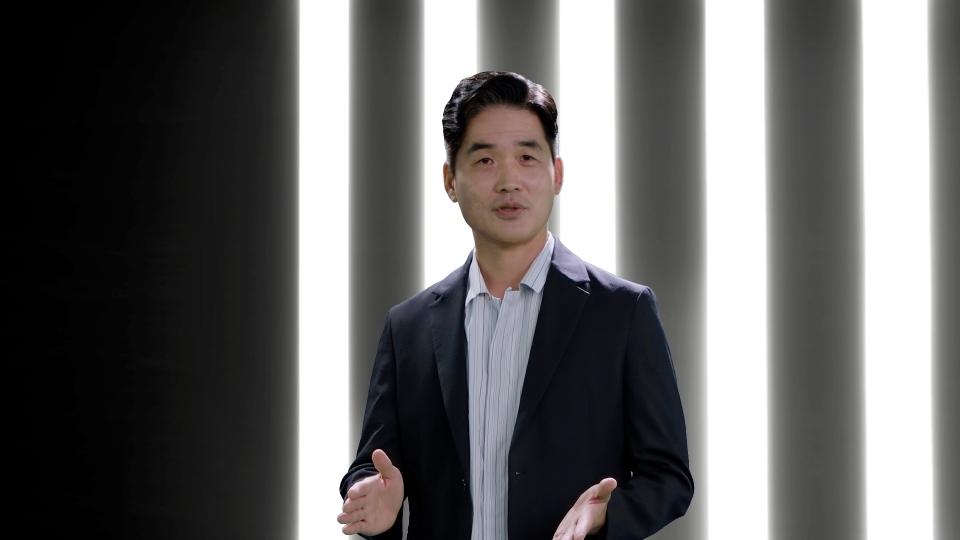 삼성전자가 23일 온라인으로 개최한 제6회 삼성 보안 기술 포럼에서 승현준 삼성리서치 연구소장이 환영사를 하고 있다. [자료=삼성전자]