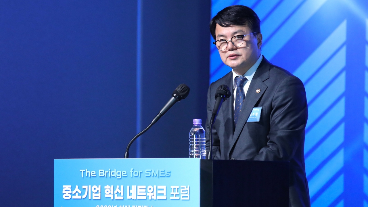 조주현 중기부 차관이 30일 제주 라마다프라자에서 개최한 중소기업 혁신 네트워크 포럼 하계 컨퍼런스를 방문, 인사말씀을 하고 있다. [사진=중소벤처기업부]
