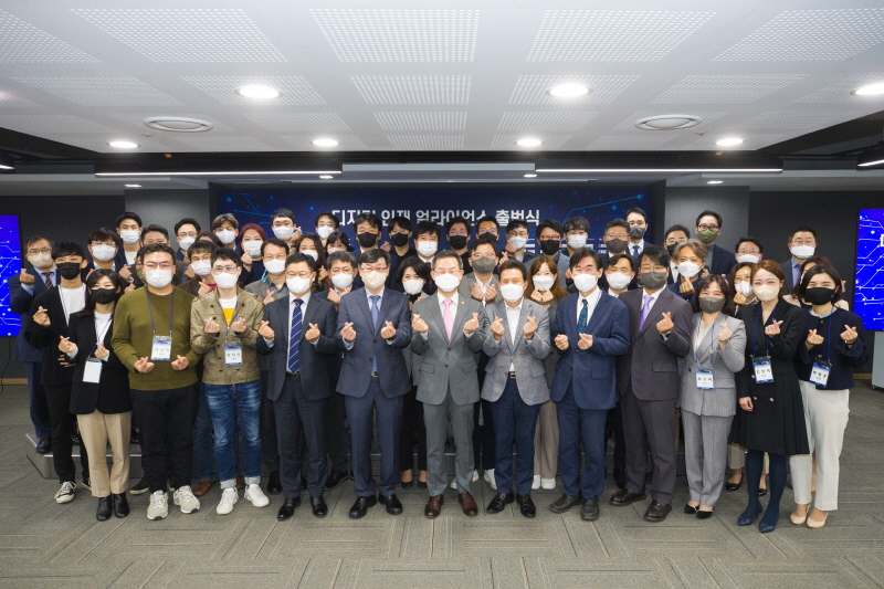 이종호 과학기술정보통신부 장관이 20일 서울 마포구 프론트원빌딩 ICT이노베이션스퀘어에서 열린 '디지털 인재 얼라이언스 출범식' 에 참석해 인사말을 하고 있다. [사진=과기정통부]