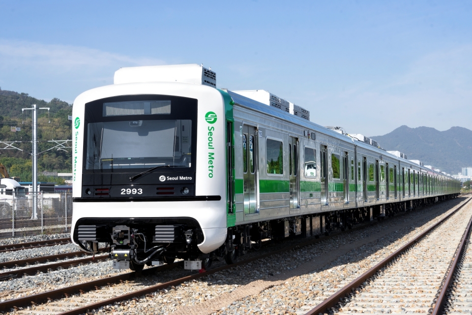 영속도 회생제동 기술이 적용된 서울 2호선 전동차. [사진=현대로템]