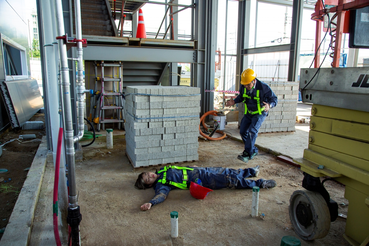 중대재해처벌법을 둘러싼 논란이 지속되고 있다.