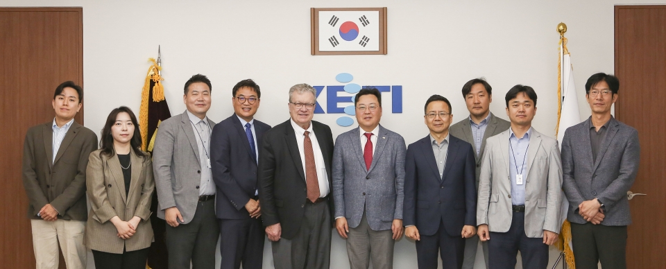 "전동킥보드 이동 예측해 교통사고 예방" - 뉴스 썸네일 이미지