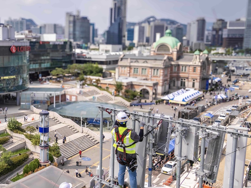 정보통신공사 분리발주는 정보통신설비의 안정성과 신뢰성 확보, 시공품질 제고에 이바지하고 있다.     [사진=SK텔레콤]