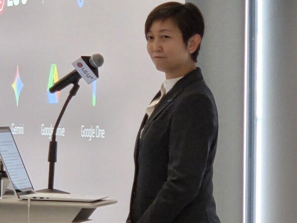 캐런 티오(Karen Teo) 구글 아시아태평양 플랫폼·디바이스 파트너십 부사장이 발표를 하고 있는 모습.