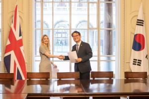 [포토뉴스] 한-영 개인정보보호 적정성 결정 합의 공동발표